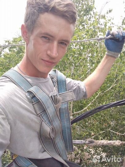 Электромонтажник