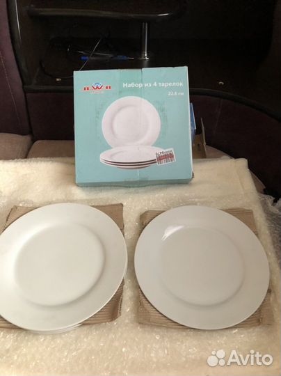 Набор тарелок фарфор 4 штуки