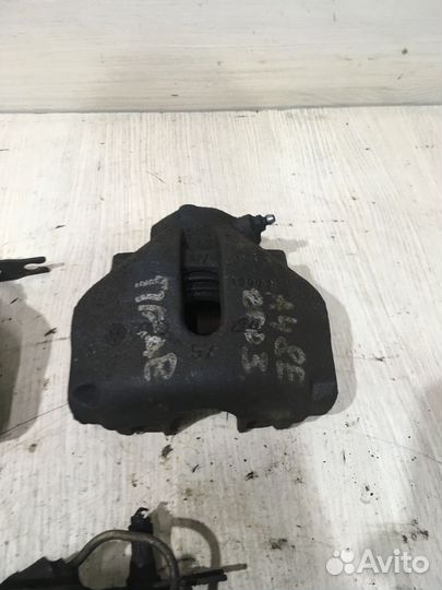 Суппорт передний правый Ауди А4 Б5