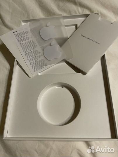 Коробка от iPad(2019) 128gb wi-fi silver+чек