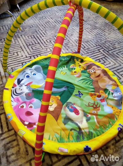 Развивающий коврик