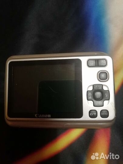 Компактный фотоаппарат canon