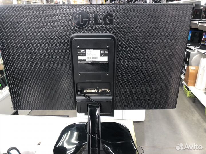 Z.7275 Монитор Lg 22NP65D