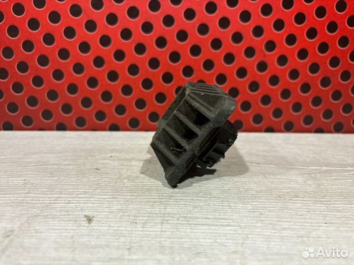 Опора под домкрат (поддомкратная подушка) Bmw 5