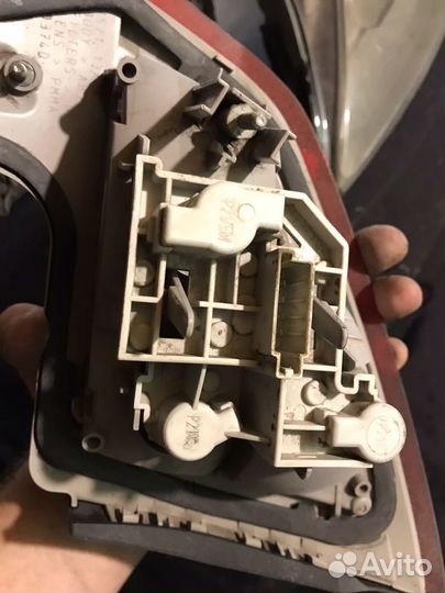 Задние фары Ford Mondeo 4