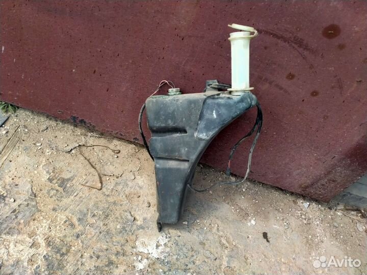 Бачек омывателя Daewoo Nexia