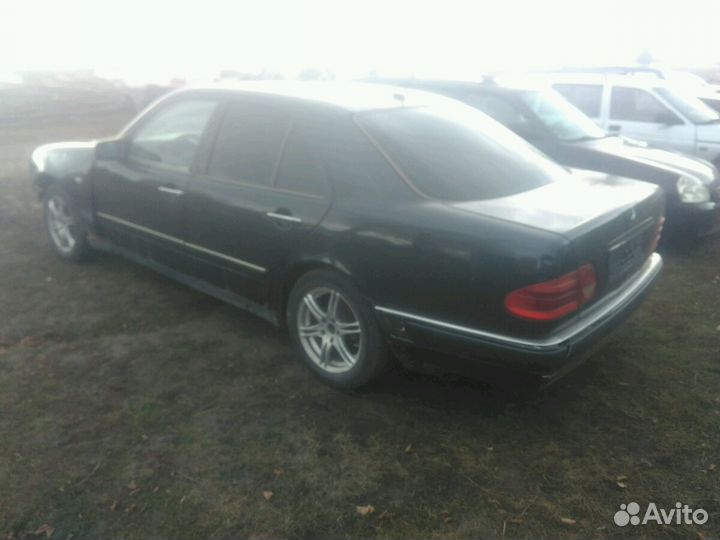 Мерс Е210 2.8 АКПП разбор