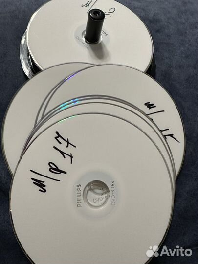 Диски с мультфильмами,19 дисков