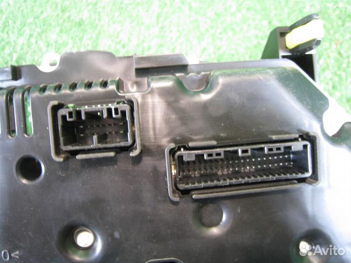 Приборная панель Toyota Auris E18 2015