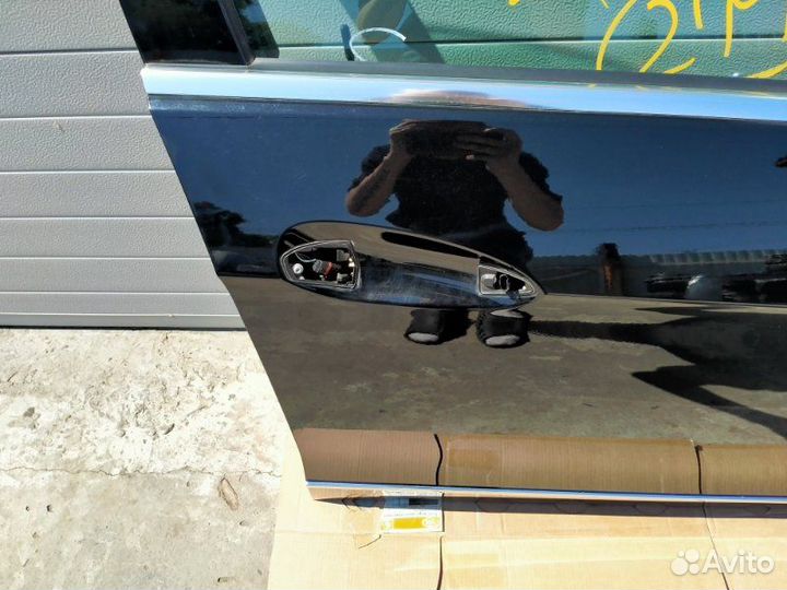 Дверь передняя правая Mercedes-Benz 212.054 E 300