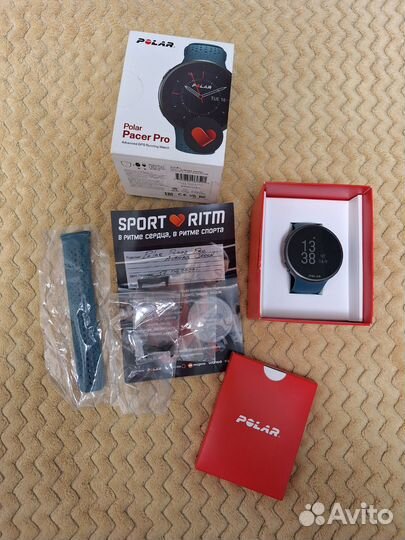 Часы polar pacer pro Aurora green