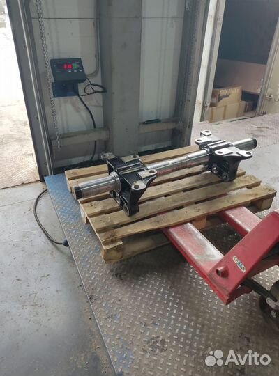 Ось балансира камаз 55111