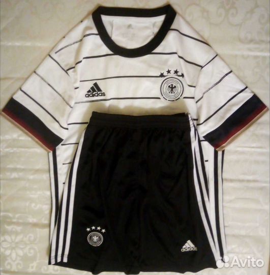 Форма: сборной германии 21/22. Размер 48-50