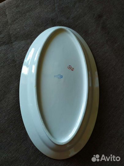 Тарелка селедочница, фарфоровая, советская