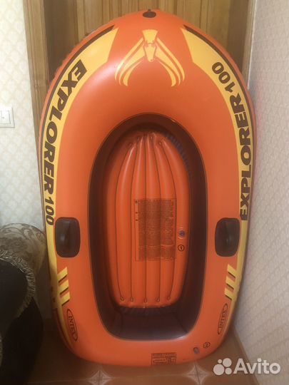 Надувная детская лодка