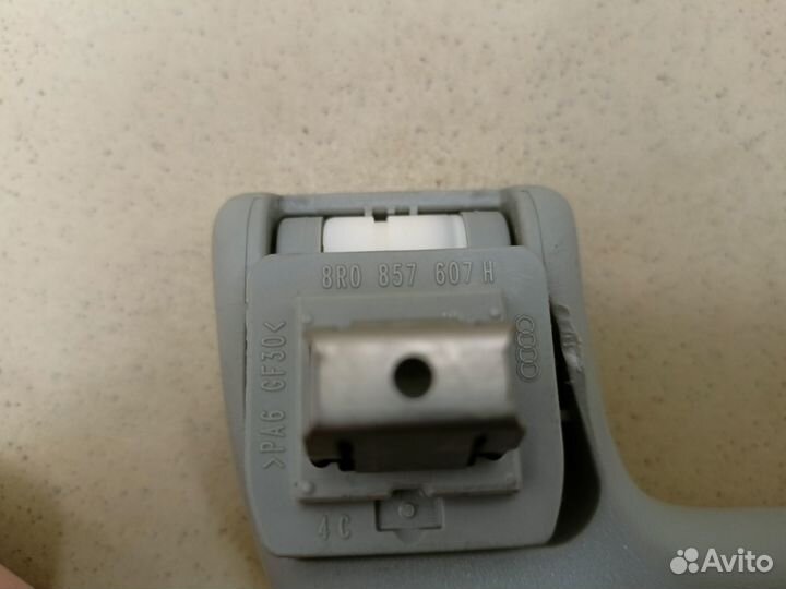 Ручка внутренняя потолочная A1 2010