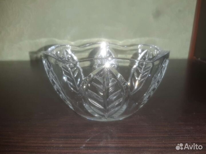 Хрустальная ваза