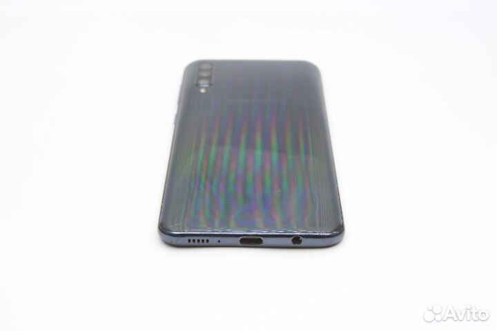 Samsung Galaxy A50, 4/64 ГБ