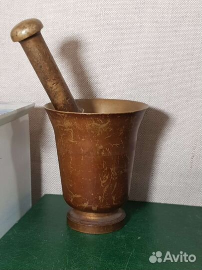 Ступка с пестиком. Бронза