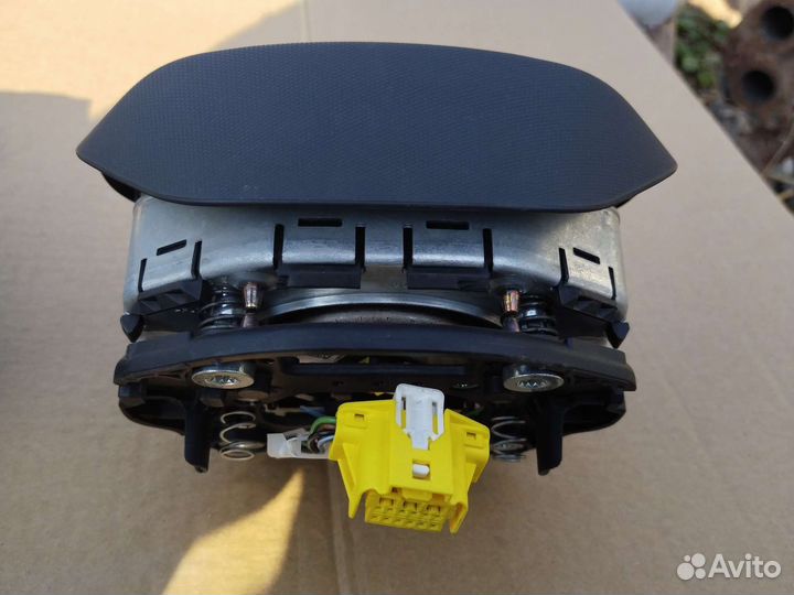 6N5880201exea Подушка безоп. в рул. колесо VW Polo