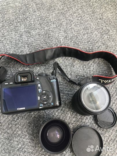 Зеркальный фотоаппарат Canon EOS 550 D