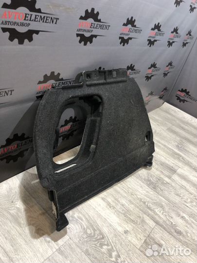 Обшивка багажника левая Мазда 3 BL хэтчбек