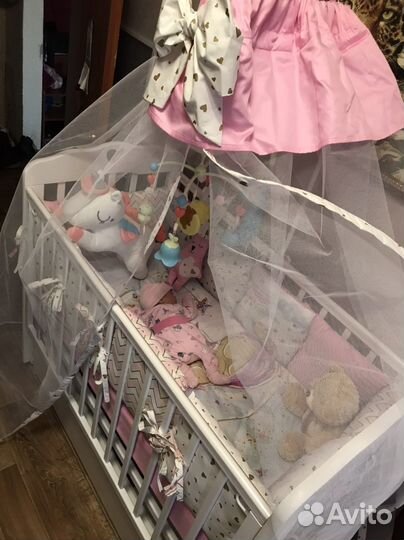 Детская кроватка с матрасом