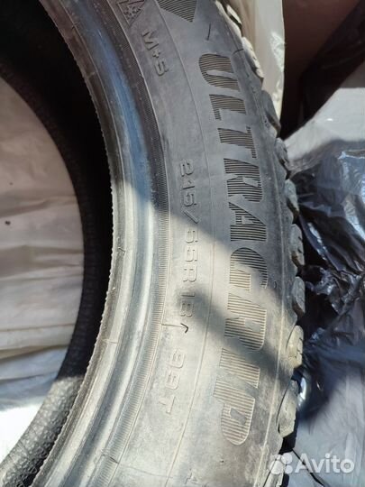 Goodyear UltraGrip Ice Arctic SUV 215/55 R18