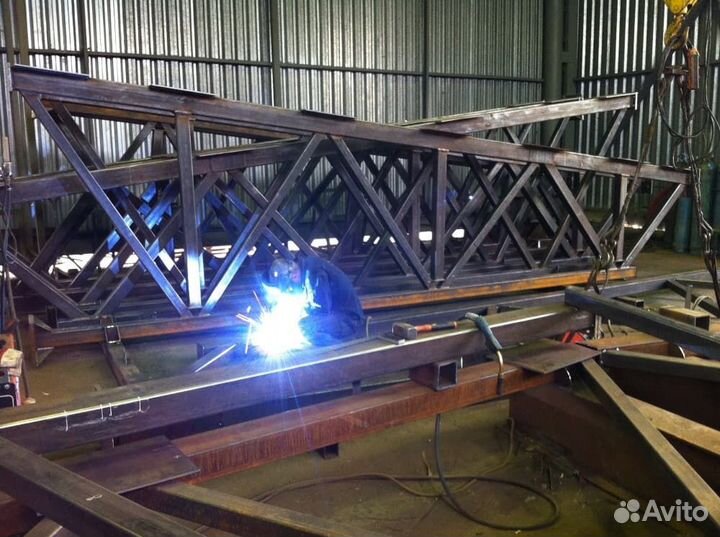 Ангар на металлокаркасе