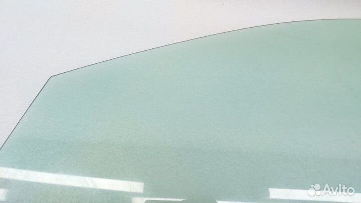 Стекло двери переднее левое Hyundai Tucson NX4