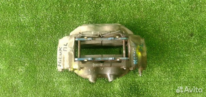 Суппорта передние Toyota Hilux 2005-2015