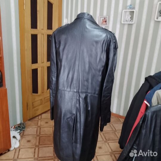 Кожаный плащ