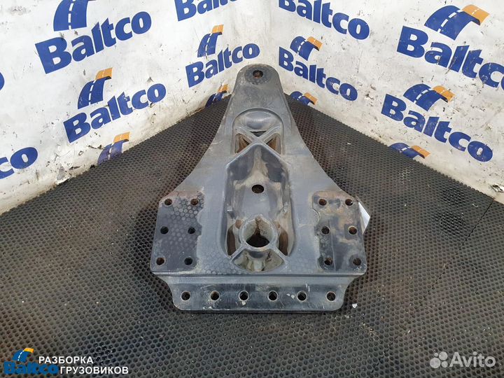 21682250 Кронштейн крепления задней рессоры