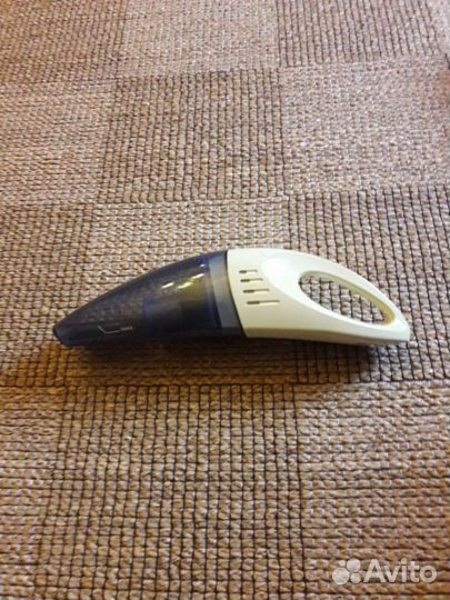 Автомобильный аккумуляторный пылесос бу