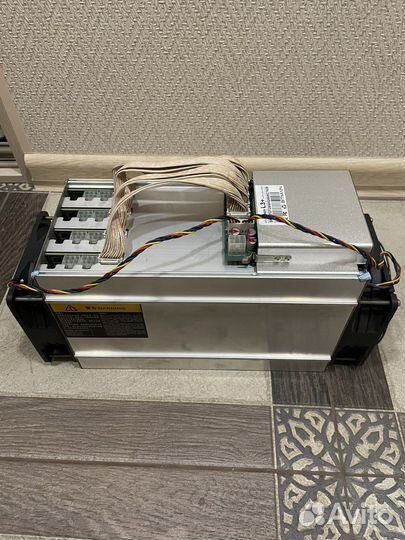 Antminer L3+ 504 mh/s в идеале как новый