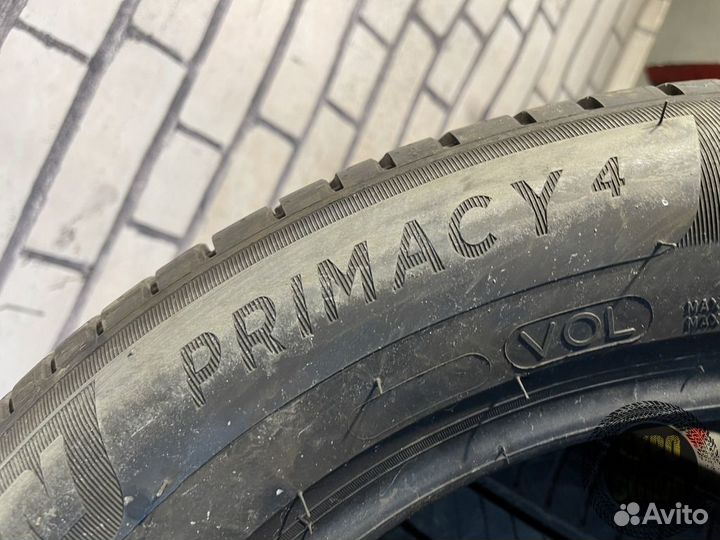 Michelin Primacy 4 235/55 R18 100V