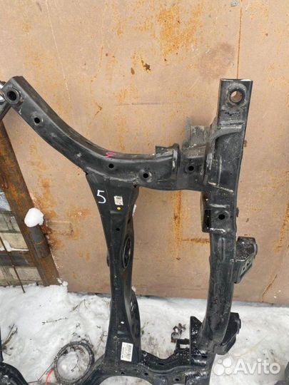 Подрамник задний Kia Seltos