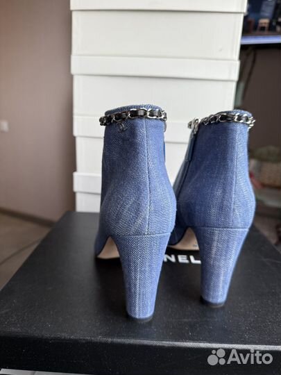 Полусапожки Chanel 38 и 36 Новые