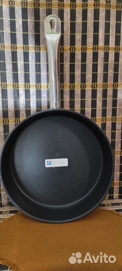 Сотейник из нержавейки с а/п покрытием