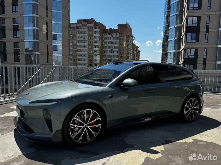 NIO ET5 AT, 2023, 9 980 км