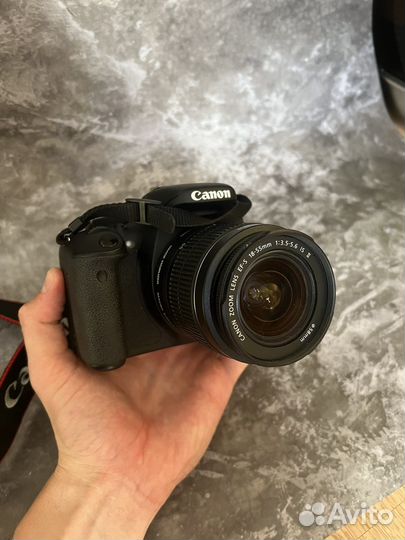 Canon EOS 600