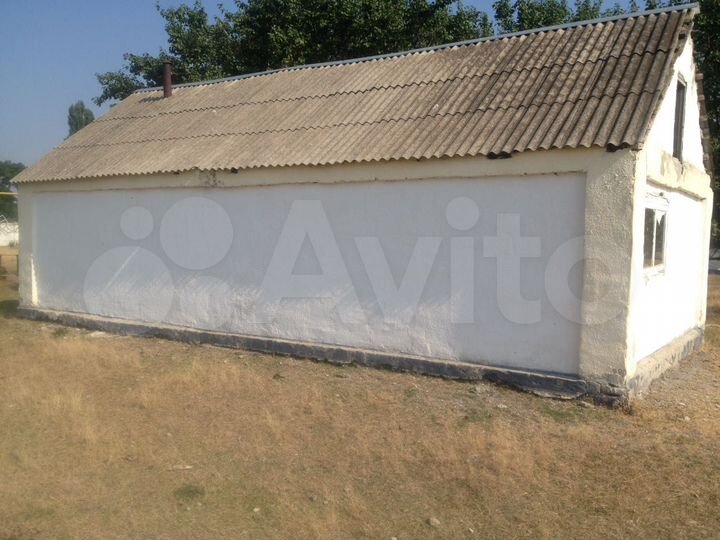 Здание, 527.3 м²