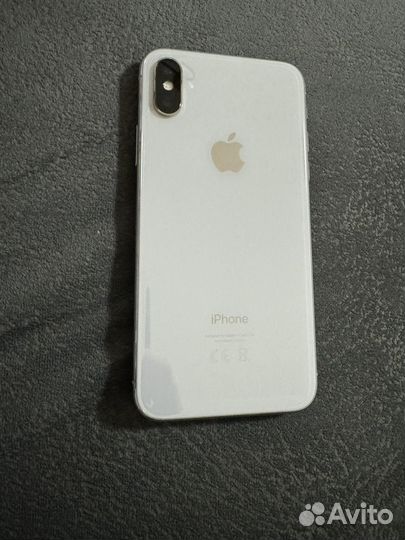 iPhone X, 64 ГБ