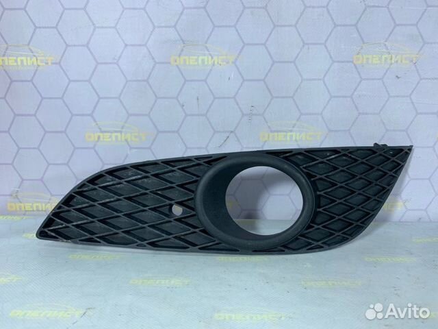 Решетка в бампер передняя левая Opel Astra H 2012