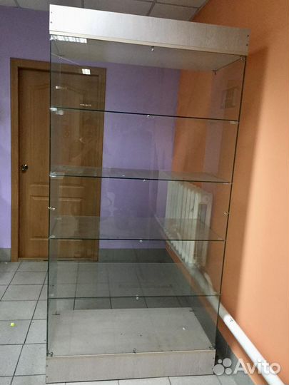 Стеллаж стеклянный