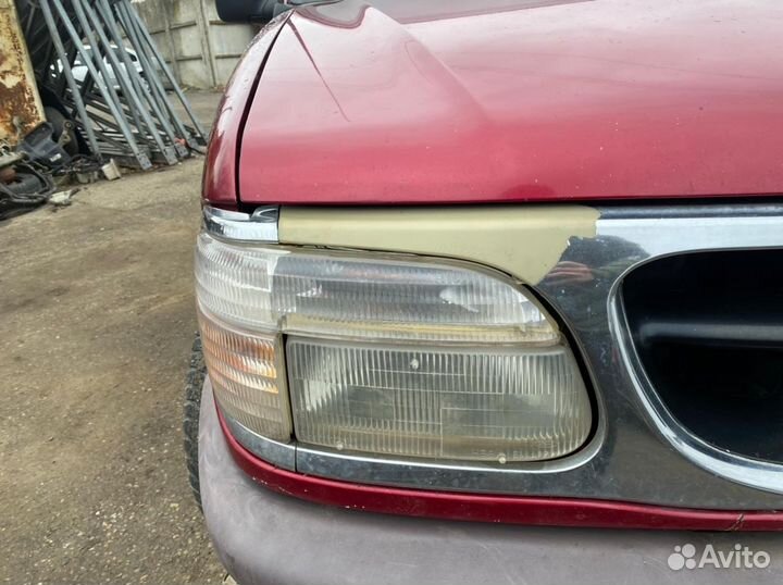 Фары Ford Explorer 2