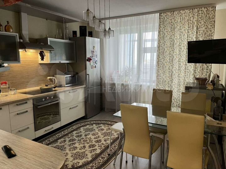 2-к. квартира, 66 м², 13/14 эт.