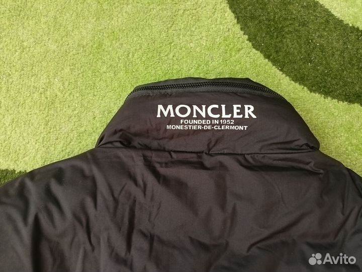 Пуховик зимний moncler