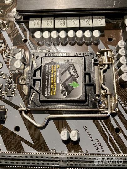 Материнская плата gigabyte Z390 UD