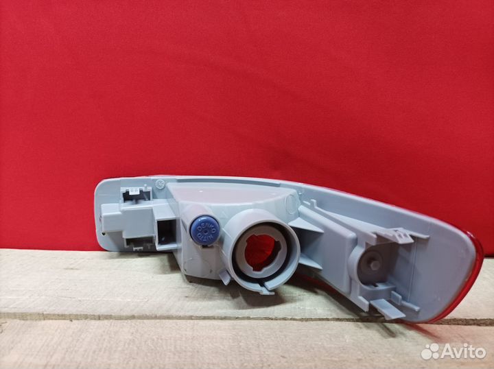 Фонарь птф Mitsubishi Outlander 2 хл 2007-2012